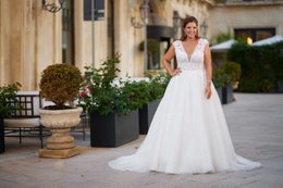 Wedding dress ME24317